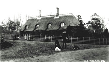 7 to 9 Church End about 1900 Z50-129-110